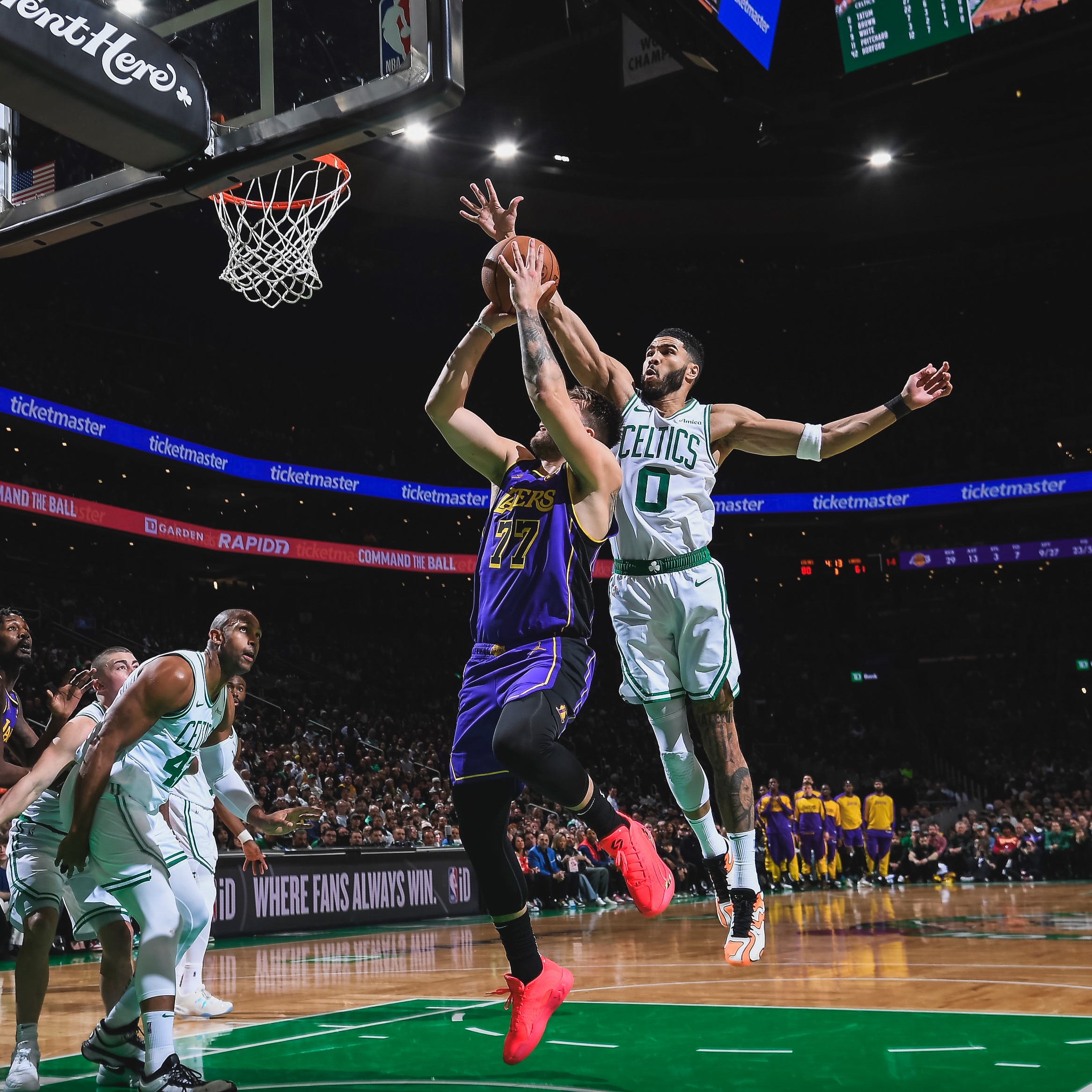 开云-塔图姆连续十二场比赛得分超过大比分获胜，拜仁不断突破！的简单介绍-开云