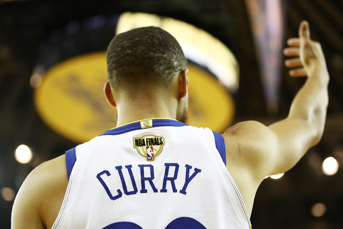 开云-包含库里重返赛场，重返赛场首场状态出色，篮网观众沸腾！再创辉煌时刻的词条-开云