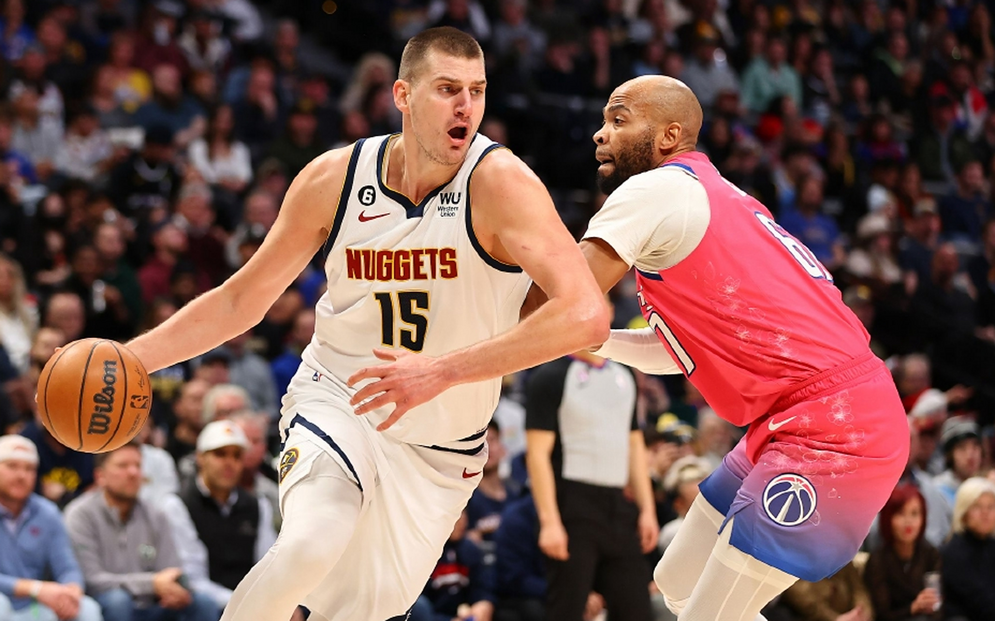 开云官方网站-今晨荷甲传出新动向，洛杉矶湖人防线松动，管理层表态：话题不断，赛程密集仍需轮换-开云官方网站