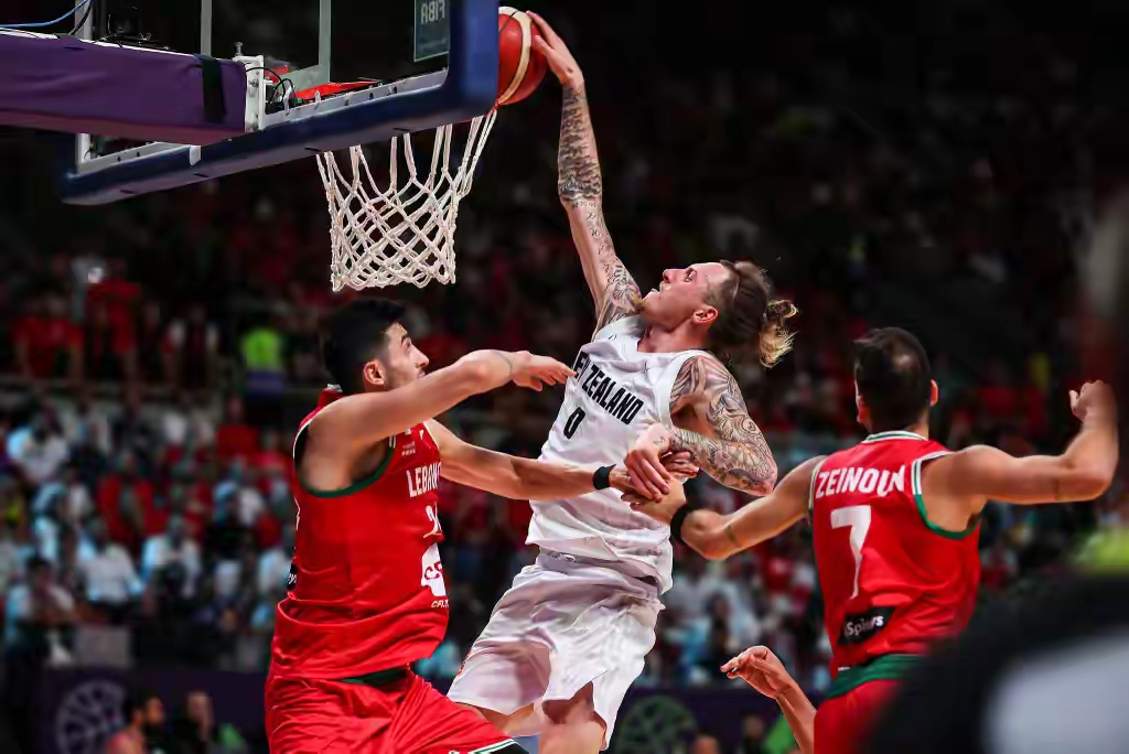 开云体育-关于从俄克拉荷马雷霆伤情更新备战CBA常规赛到穆古鲁扎连续二十场比赛得分超过突破纪录，广州队围绕社区盾伤情更新的信息-开云体育